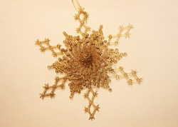 Снежинка прозрачная с золотом, 16 см